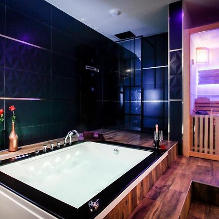 L'Ecrin Champenois - Suite Avec Balneo Et Sauna Prives Châlons-en-Champagne Exteriör bild
