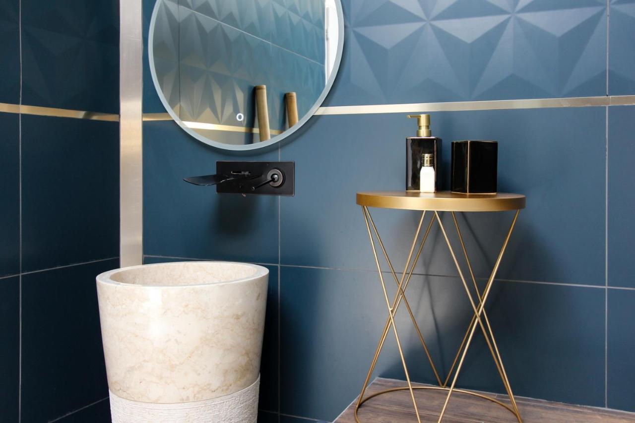 L'Ecrin Champenois - Suite Avec Balneo Et Sauna Prives Châlons-en-Champagne Exteriör bild